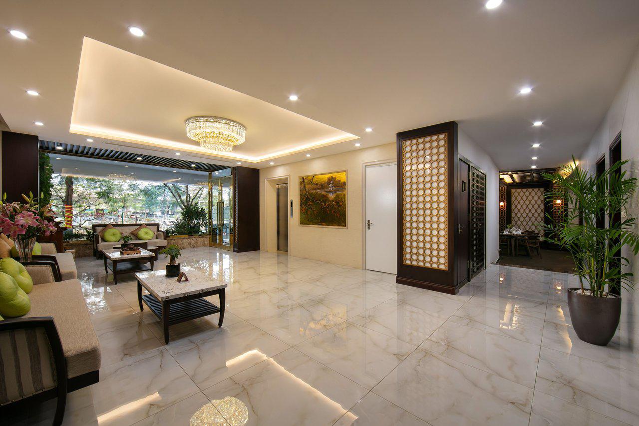 M&A - Hotel - Hanoi city - Cau Giay Dist - 4 star & 60 room - 130B vnd ~ 5,6M usd